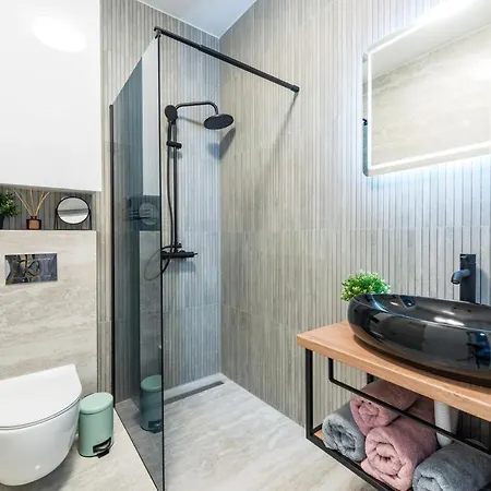 Апартаменты Skywalker Oasis *