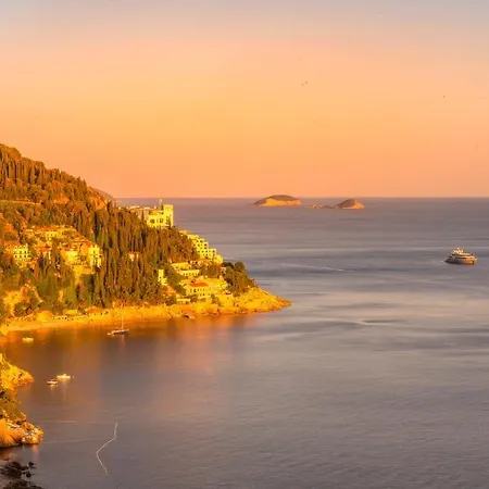 Апартаменты Skywalker Oasis *